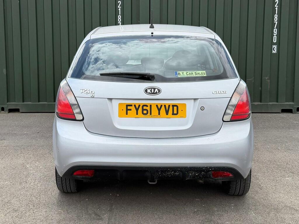 Kia RIO 1.5 Crdi 2 Silver #5