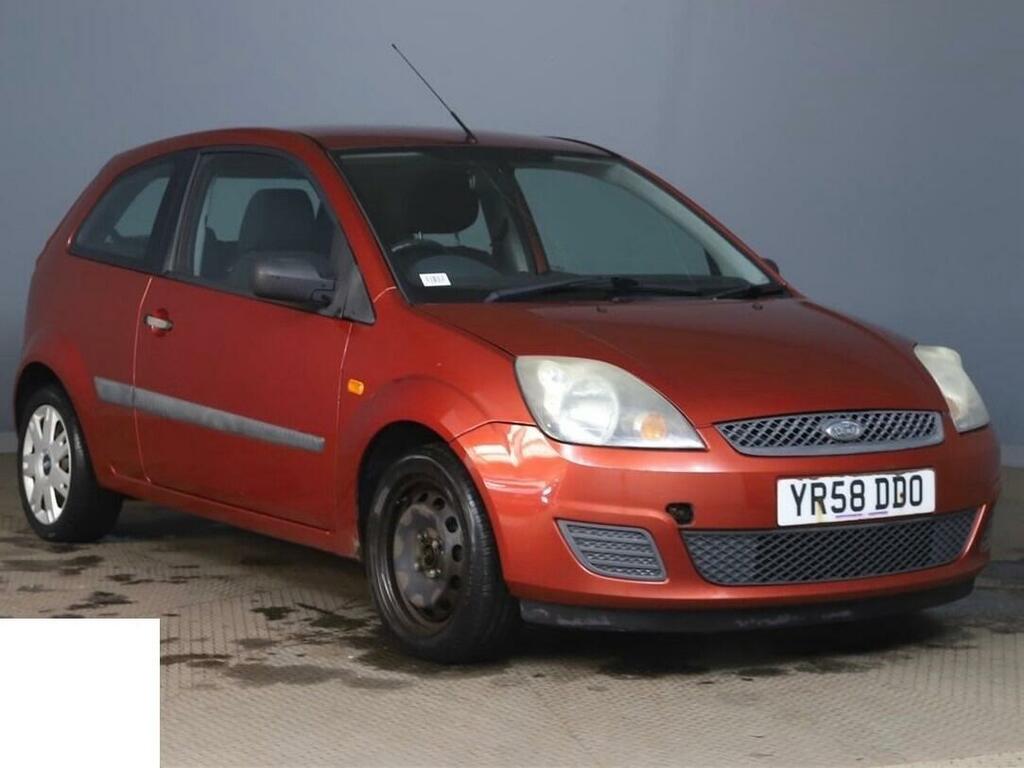 Ford Fiesta Hatchback Silver #1