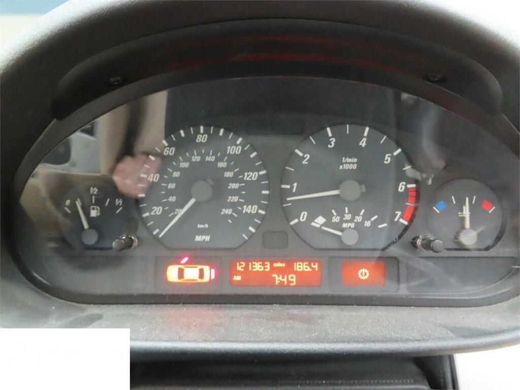 BMW 3 Series 2.2 320I Se Touring Silver #3