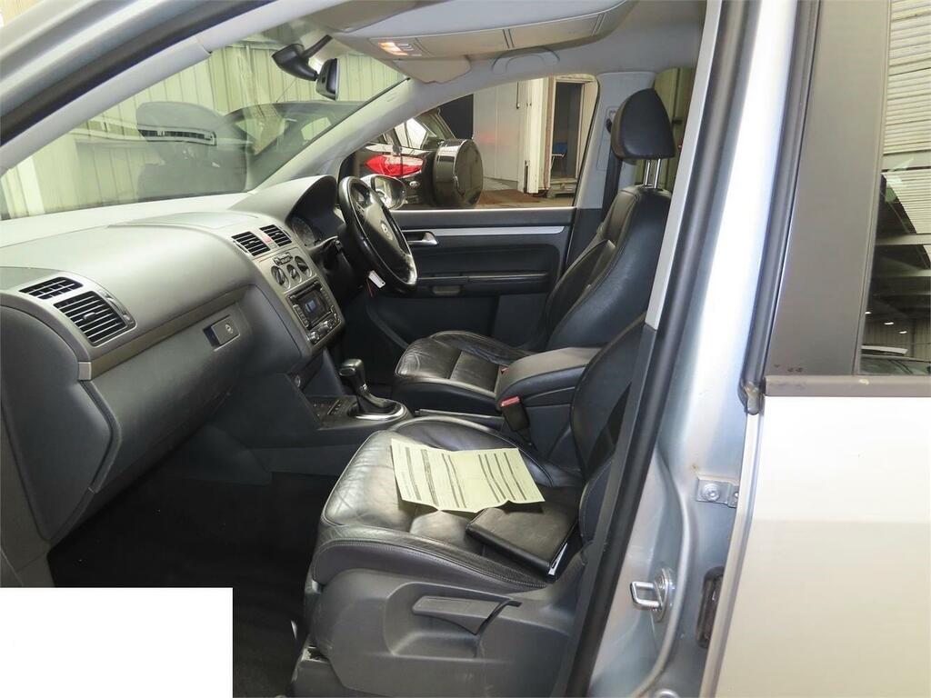 Volkswagen Touran Match Silver #2