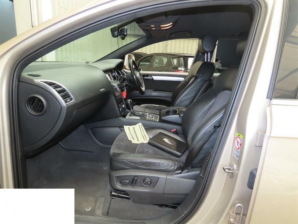Audi Q7 S Line Beige #2