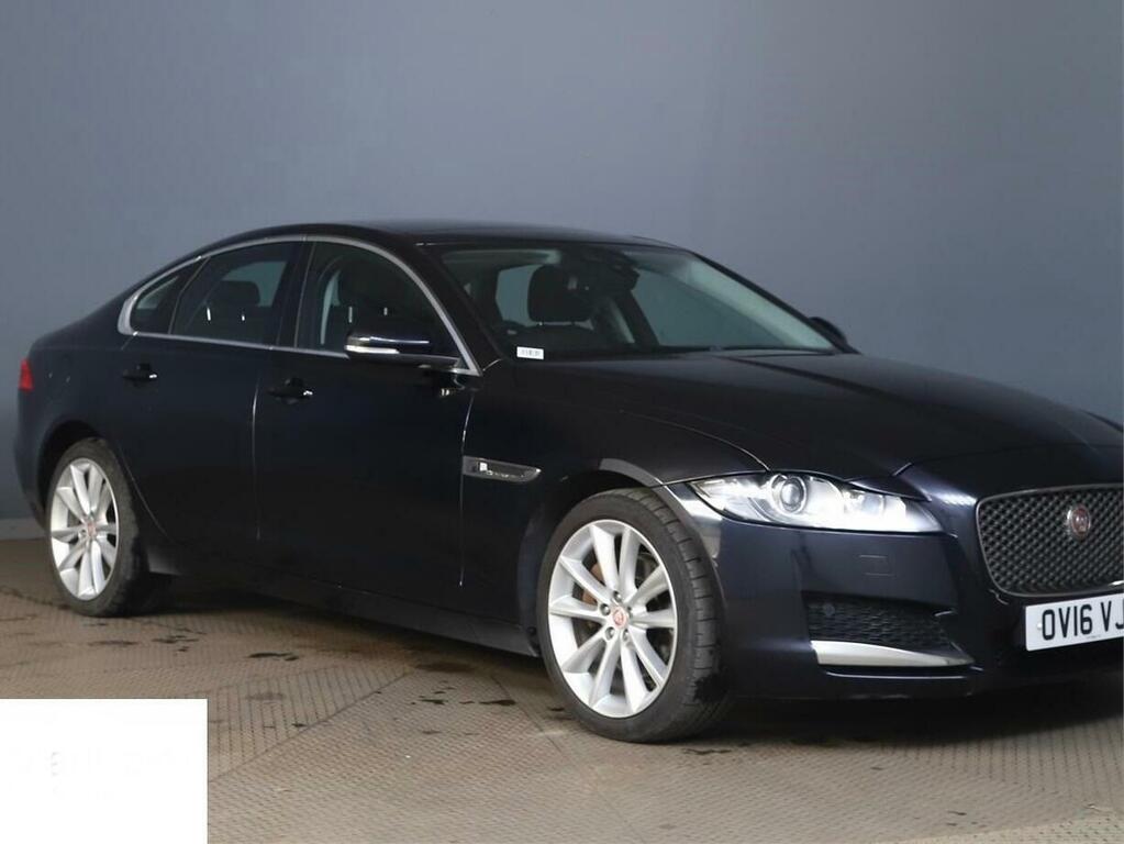 Jaguar XF Portfolio Black