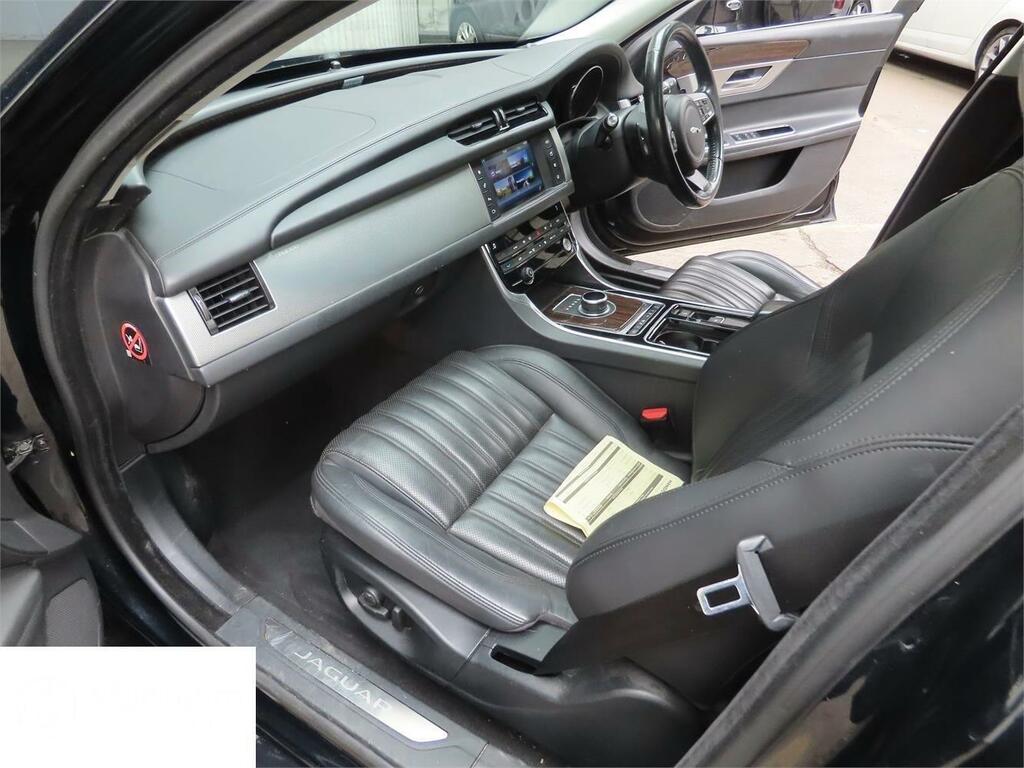 Jaguar XF Portfolio Black #2