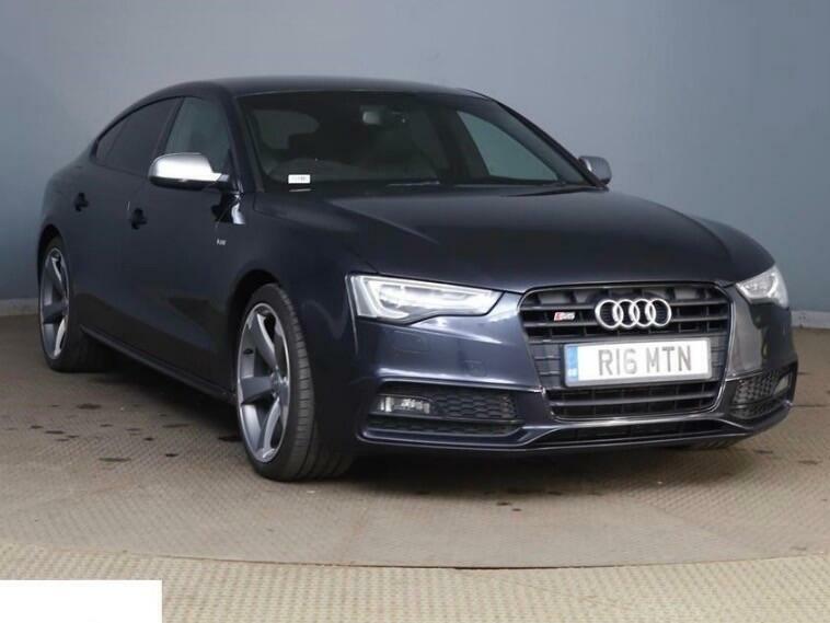 Audi S5 Black Edition Blue