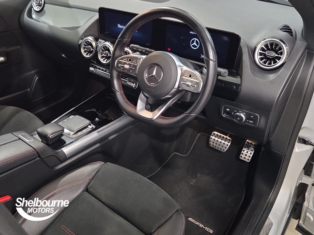 Mercedes-Benz GLA Class Gla 1.3 Gla180 Amg Line Premium Plus Suv Pet VGZ6085 Silver #4