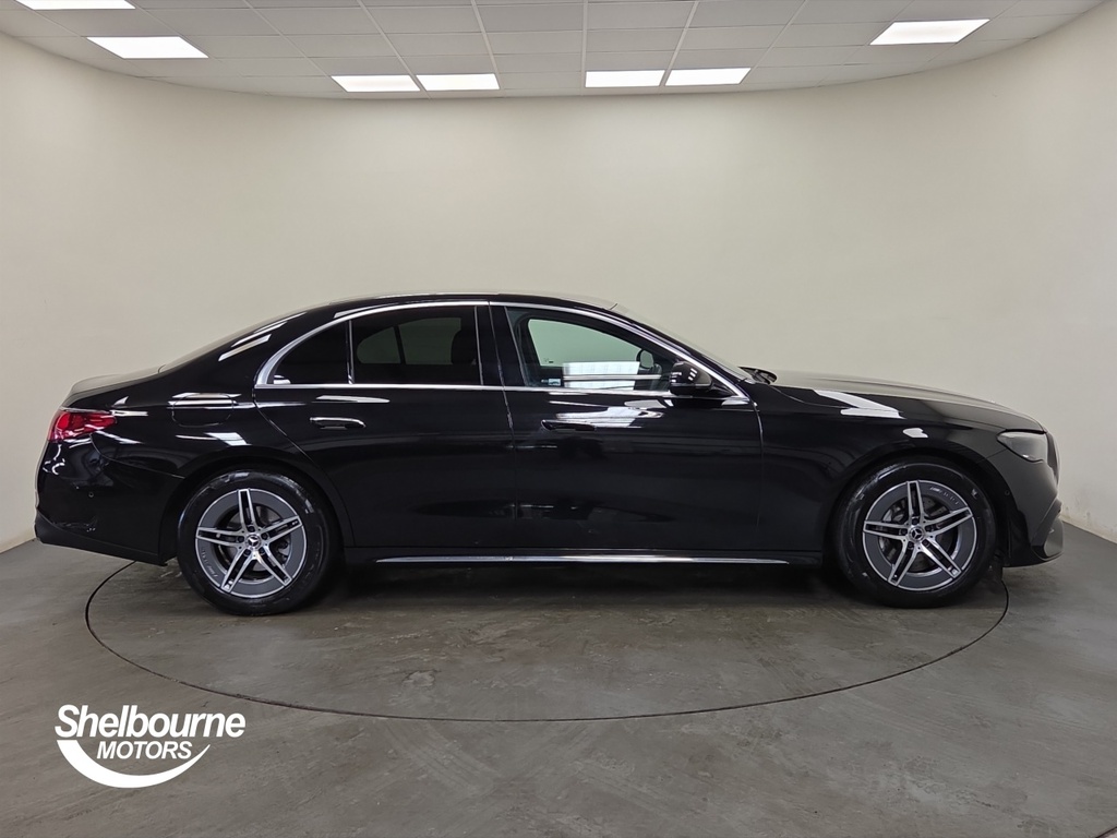 Mercedes-Benz E Class E 220 Amg Line D Mhev Aut KN25LDV Black #3