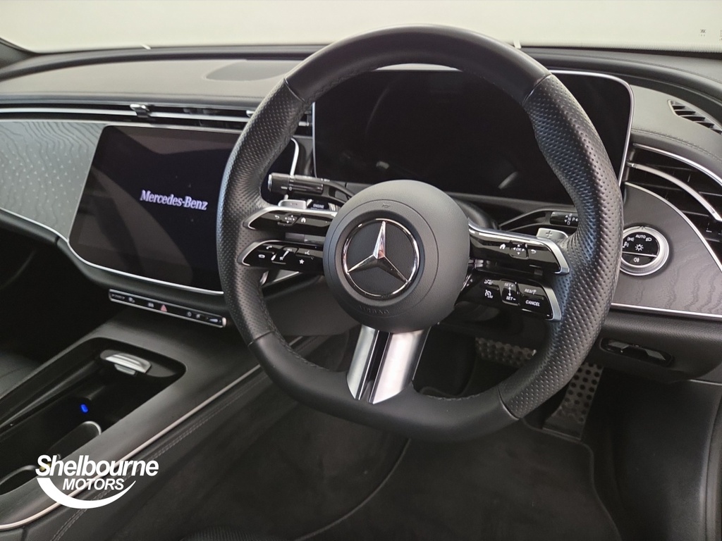 Mercedes-Benz E Class E 220 Amg Line D Mhev Aut KN25LDV Black #4
