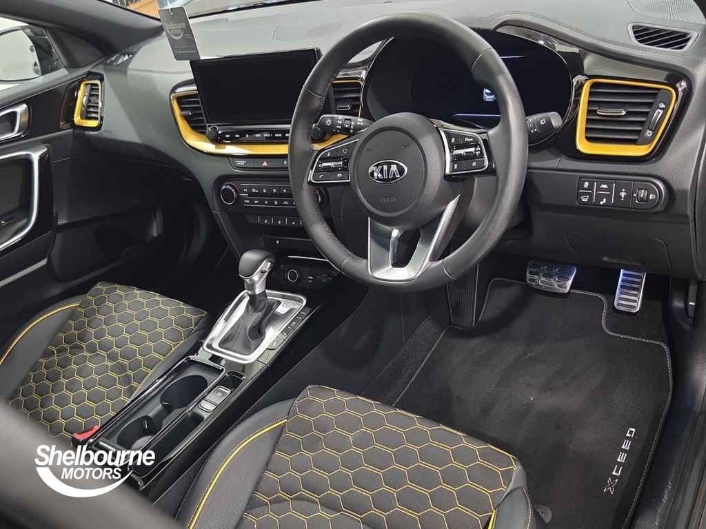 Kia Xceed Xceed 1.4 T-gdi First Edition Suv Dct E Black #4