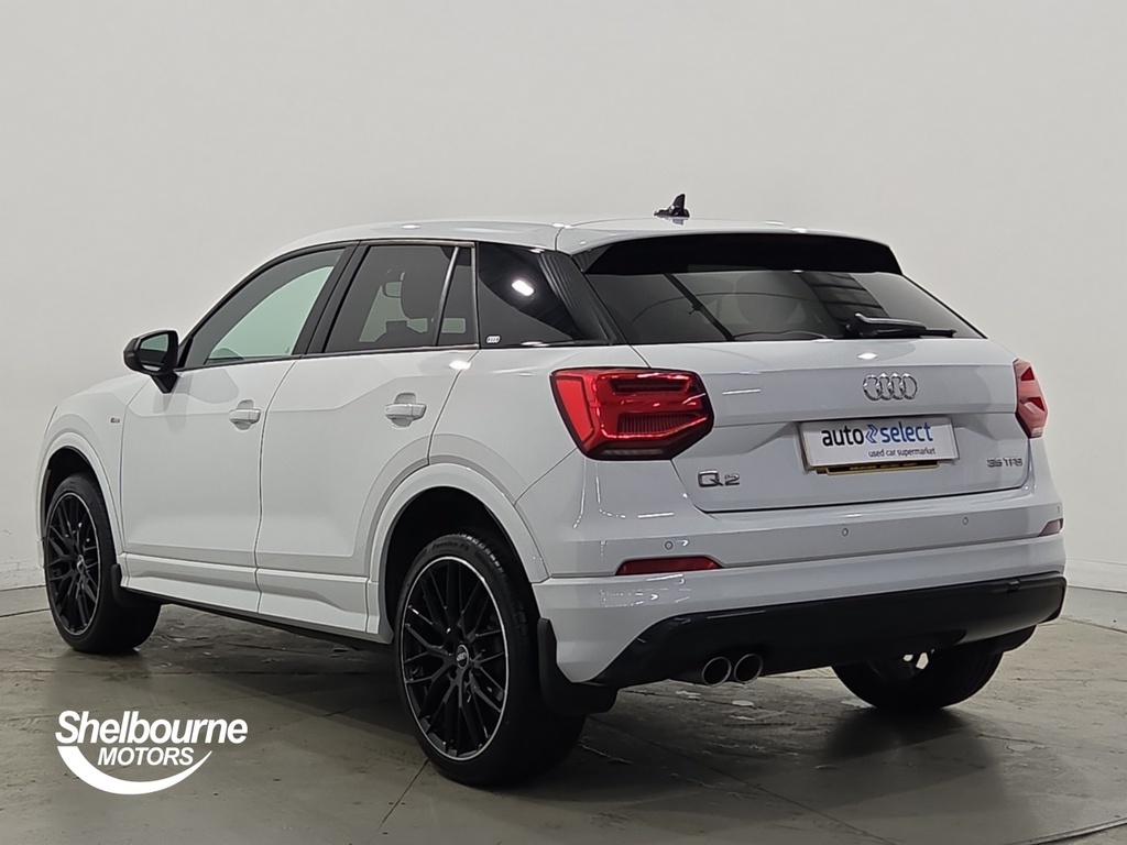 Audi Q2 Q2 1.5 Tfsi Cod 35 Black Edition Suv Ma SGZ3367 White #2