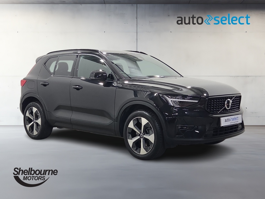 Volvo XC40 Xc40 2.0 B4 Mhev Plus Dark Suv Hybrid D Black