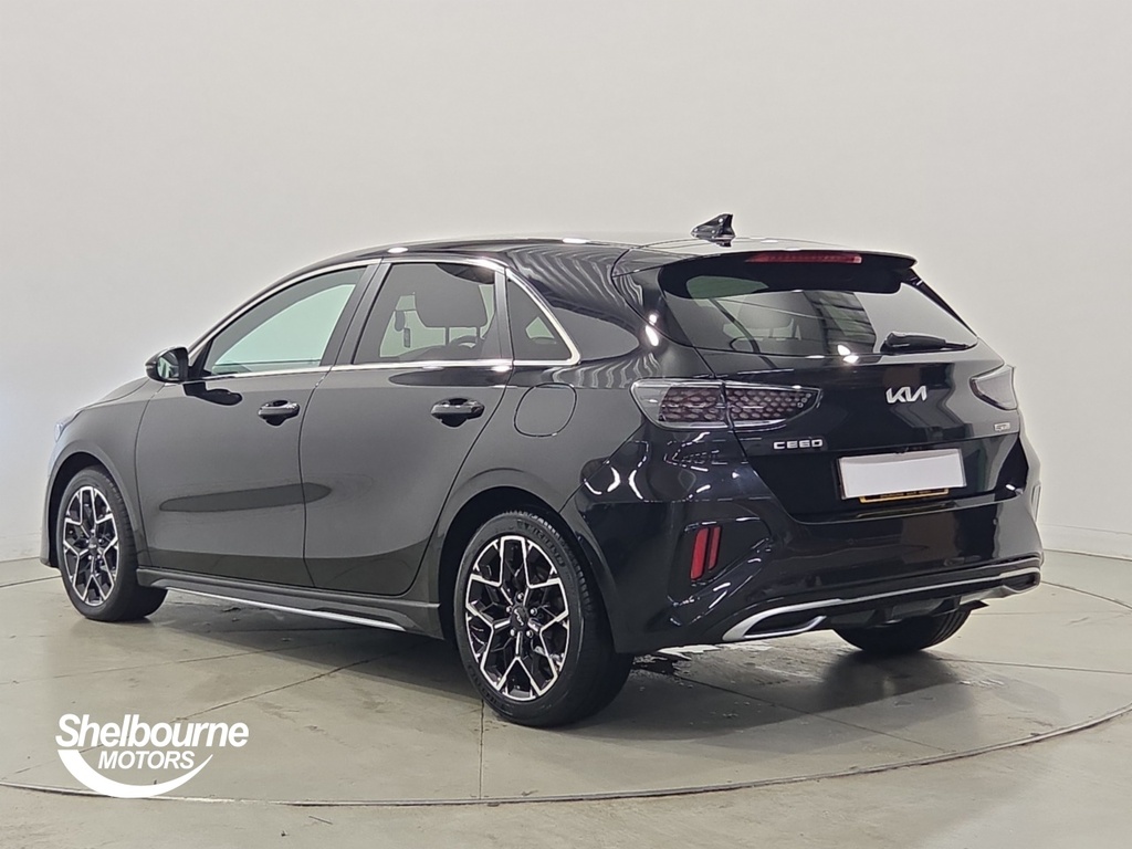 Kia Ceed Ceed 1.5 T-gdi Gt-line Hatchback CYZ7728 Black #2