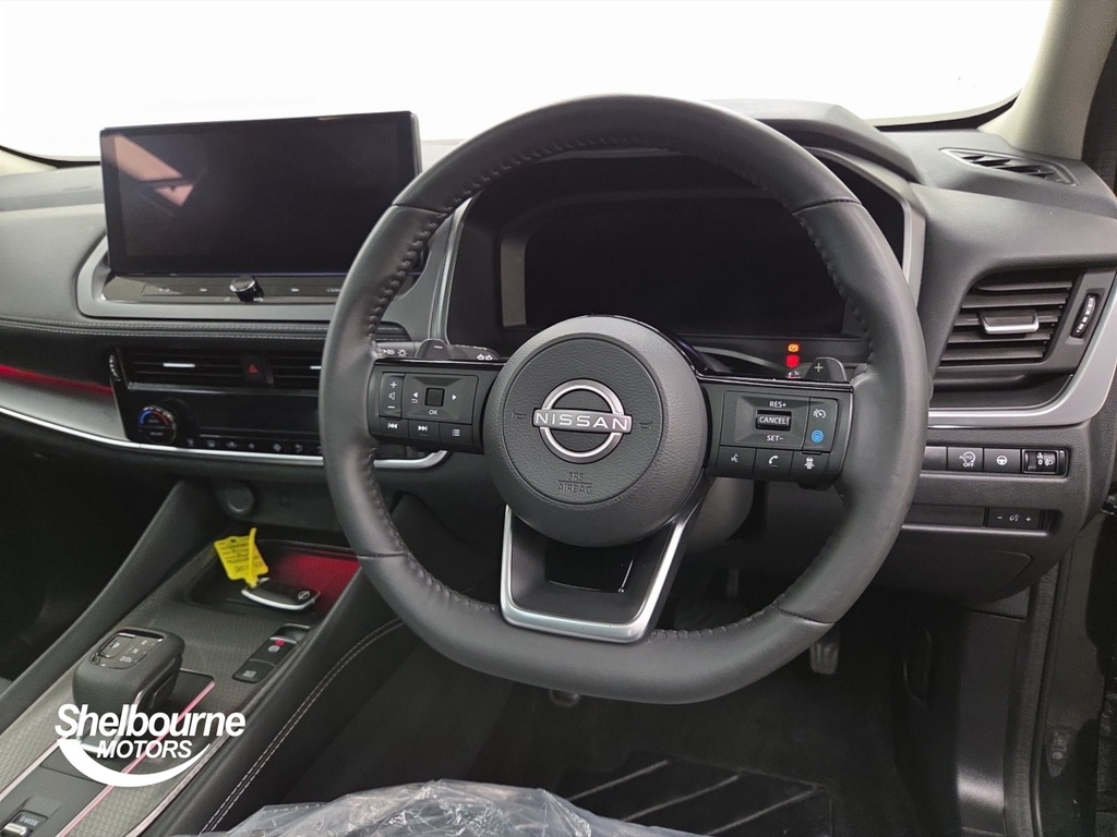 Nissan Qashqai Qashqai 1.3 Dig-t Mh 158 N-connecta Xtronic Ha DX25YED Black #4