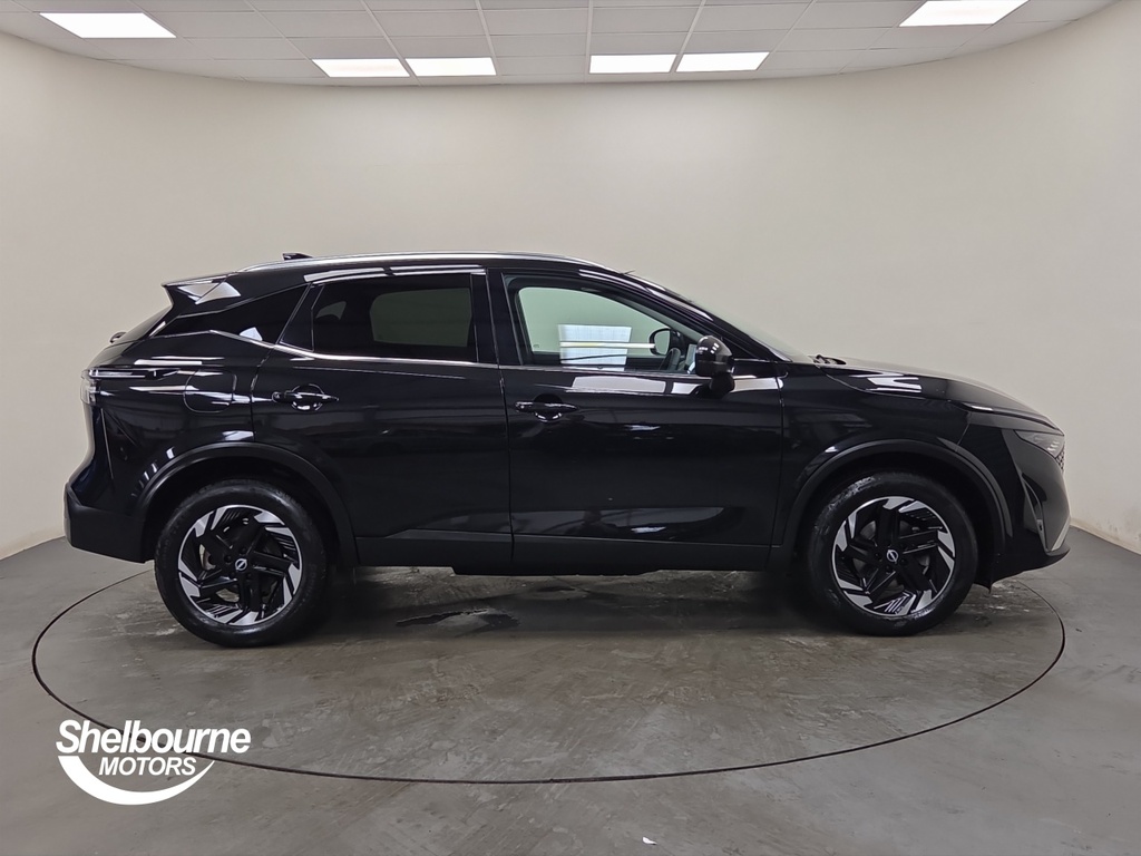 Nissan Qashqai Qashqai 1.3 Dig-t Mh 158 N-connecta Xtronic Ha DX25YED Black #3