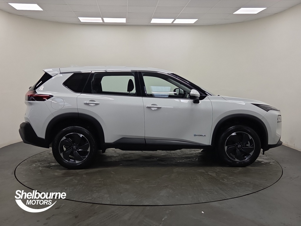 Nissan X-Trail X-trail 1.5 E-power 204 Acenta Premium Xtronic White #3