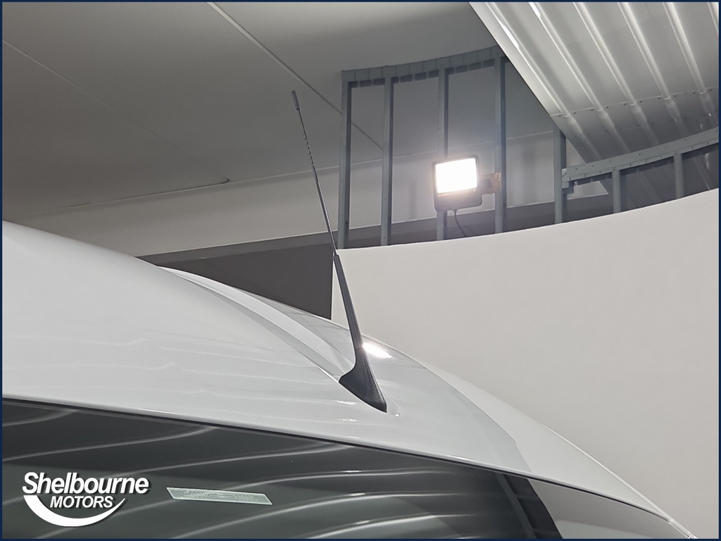 Maxus Deliver 9 Fwd Lh L3h2 Base 150 3500 White #45
