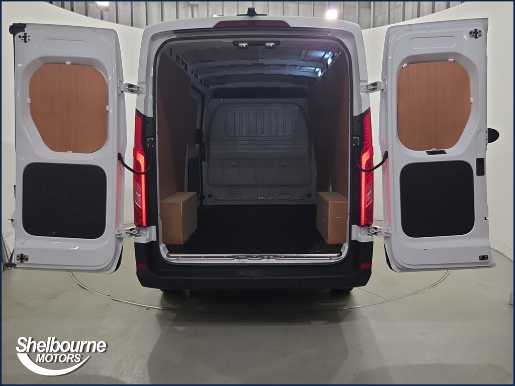 Maxus Deliver 9 Fwd Lh L3h2 Base 150 3500 White #38