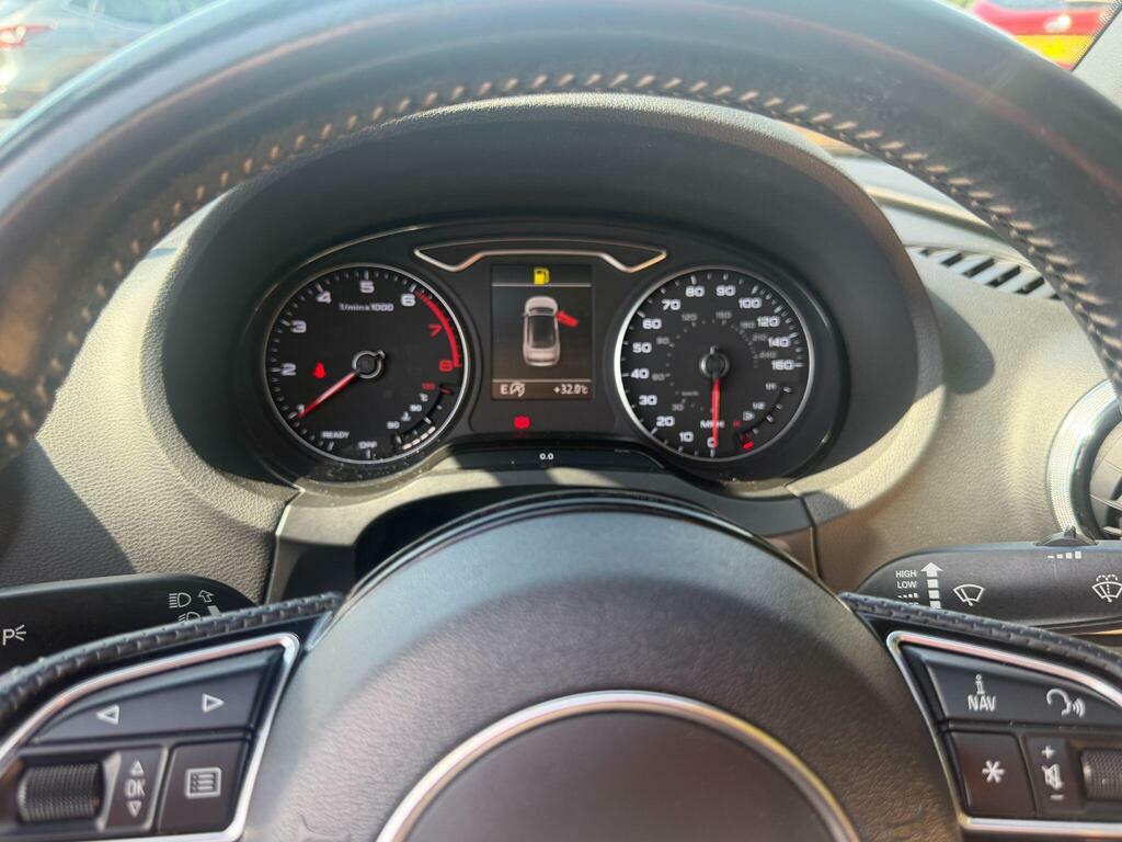 Audi A3 Cabriolet 1.4 Tfsi Cod Se Black #19