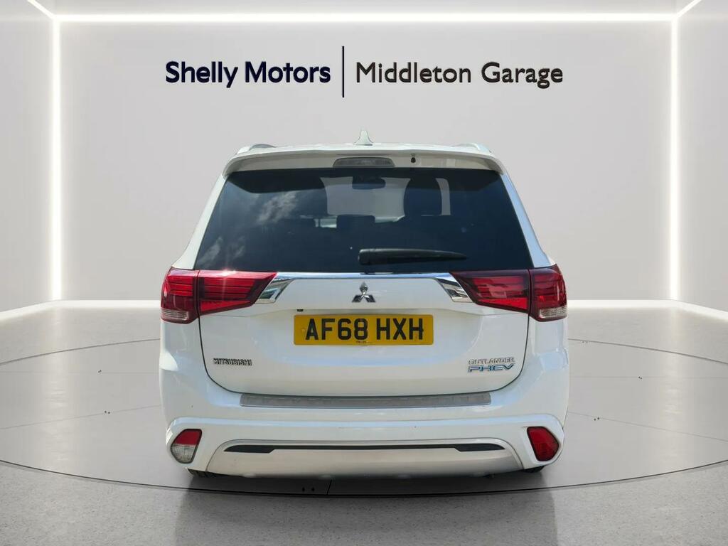 Mitsubishi Outlander 2.4 Phev 4H AF68HXH White #4