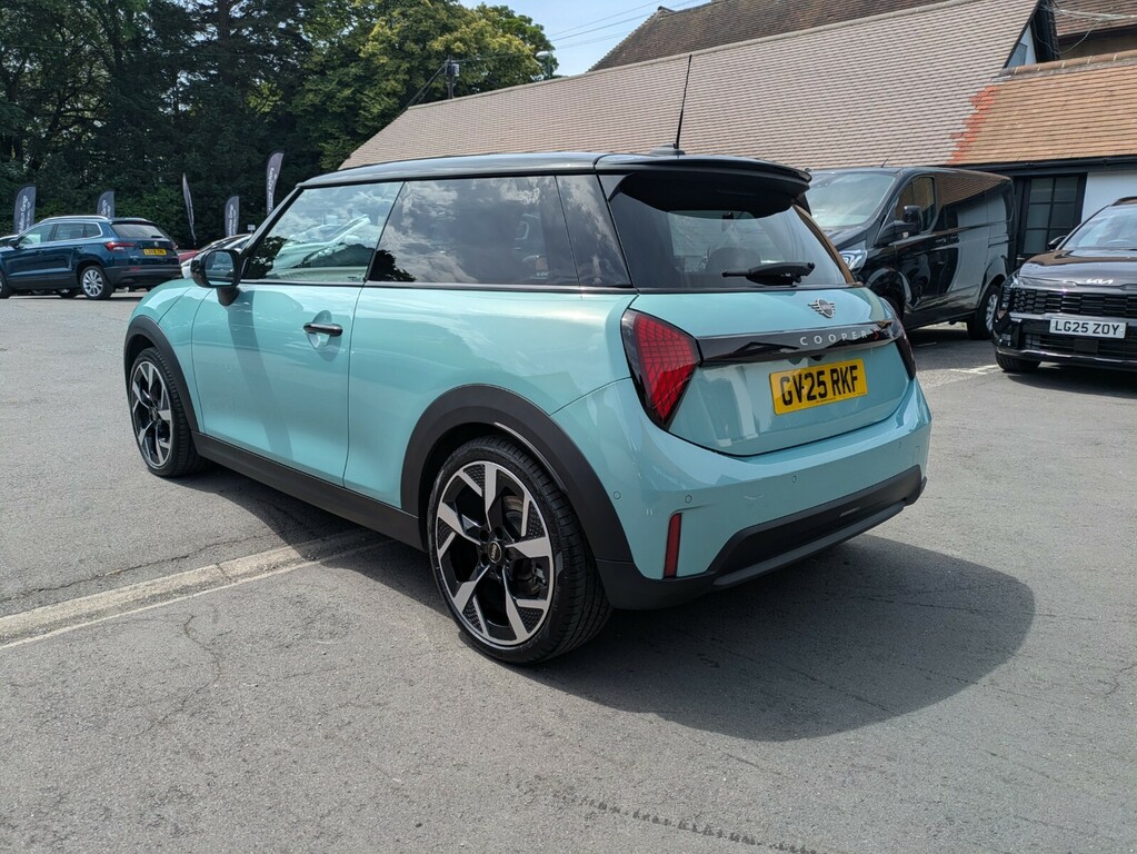 Mini Hatch 2.0 S Exclusive Green #6