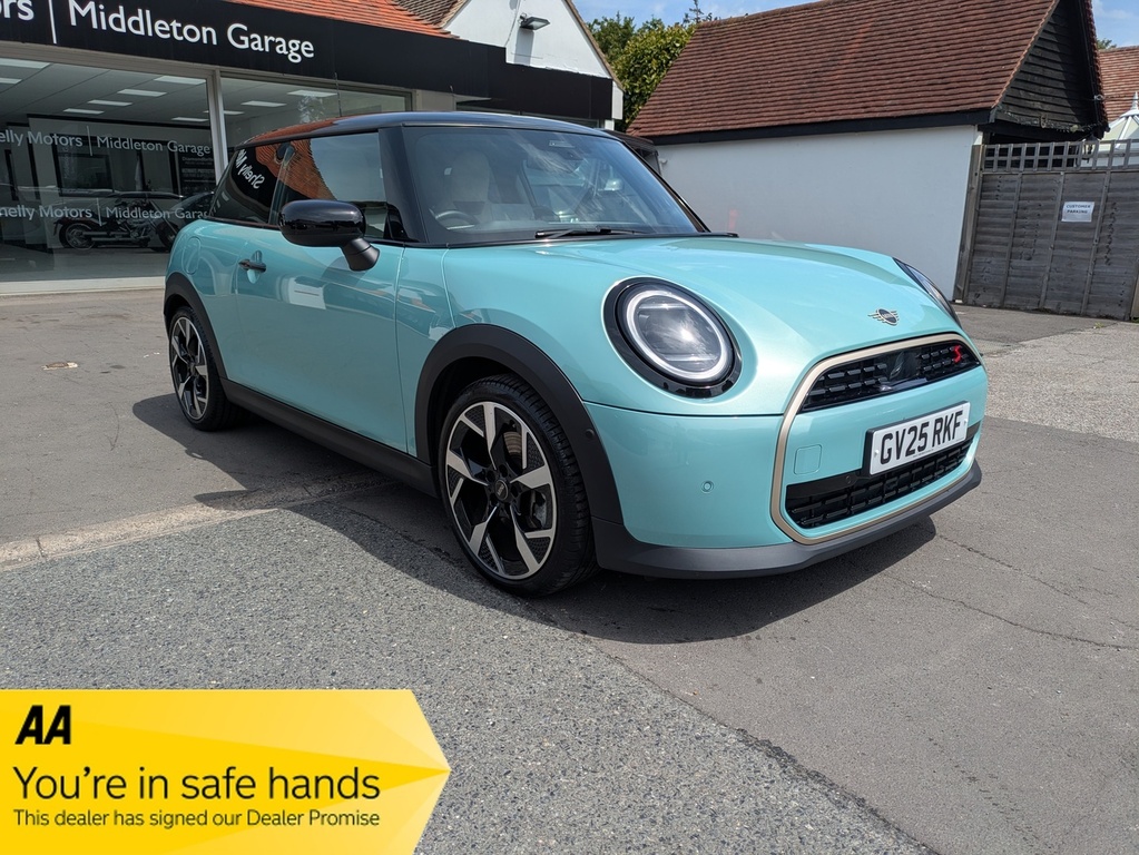 Mini Hatch 2.0 S Exclusive Green