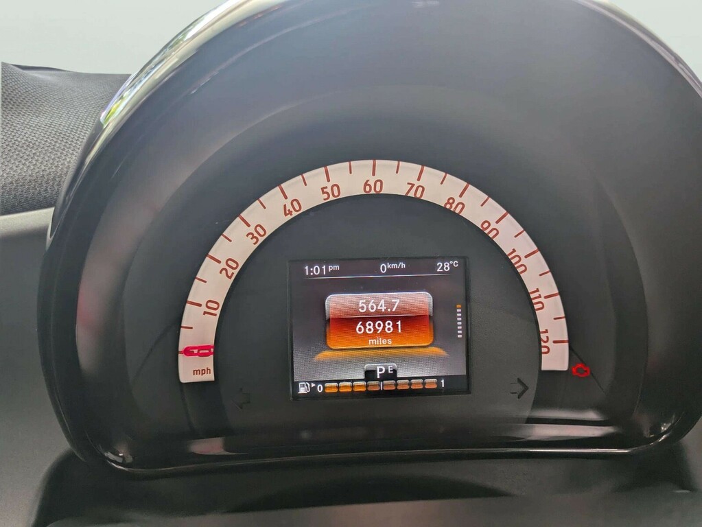 Smart Fortwo Coupe Brabus Premium Black #24