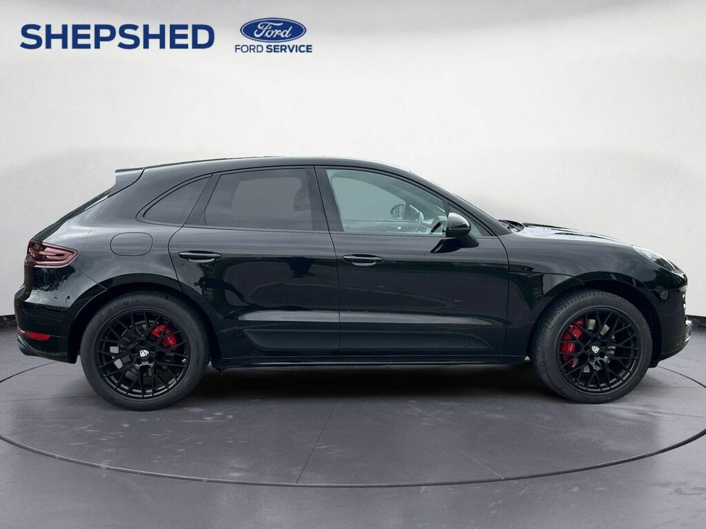 Porsche Macan 3.0T V6 Gts Pdk 4Wd Euro 6 Ss RJ17OND Black #2