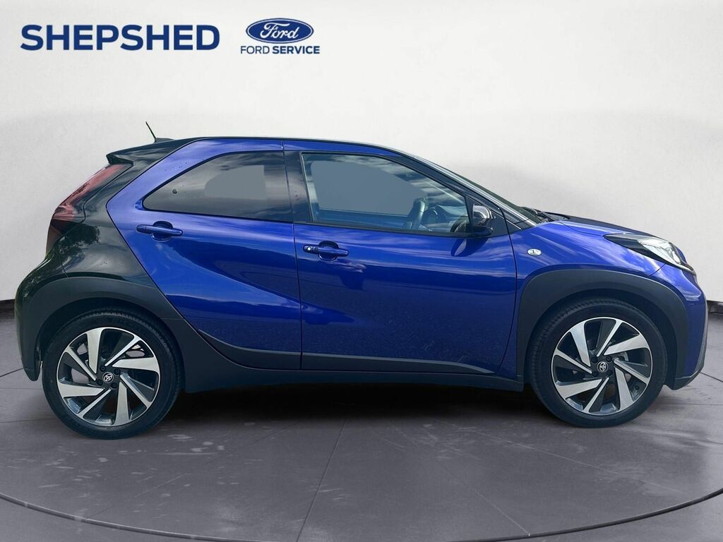 Toyota Aygo X 1.0 Vvt-i Exclusive Euro 6 Ss VO23XYW Blue #2