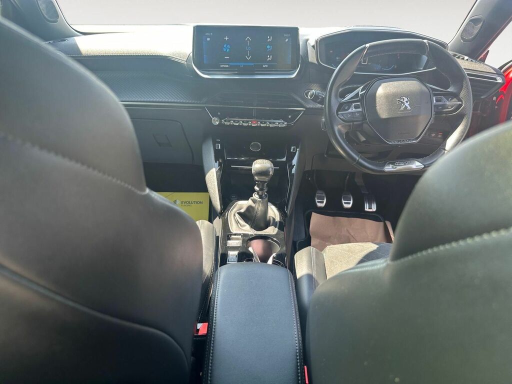 Peugeot 2008 0.0 Gt 135 Bhp Grey #4
