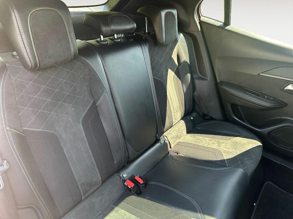 Peugeot 2008 0.0 Gt 135 Bhp Grey #13
