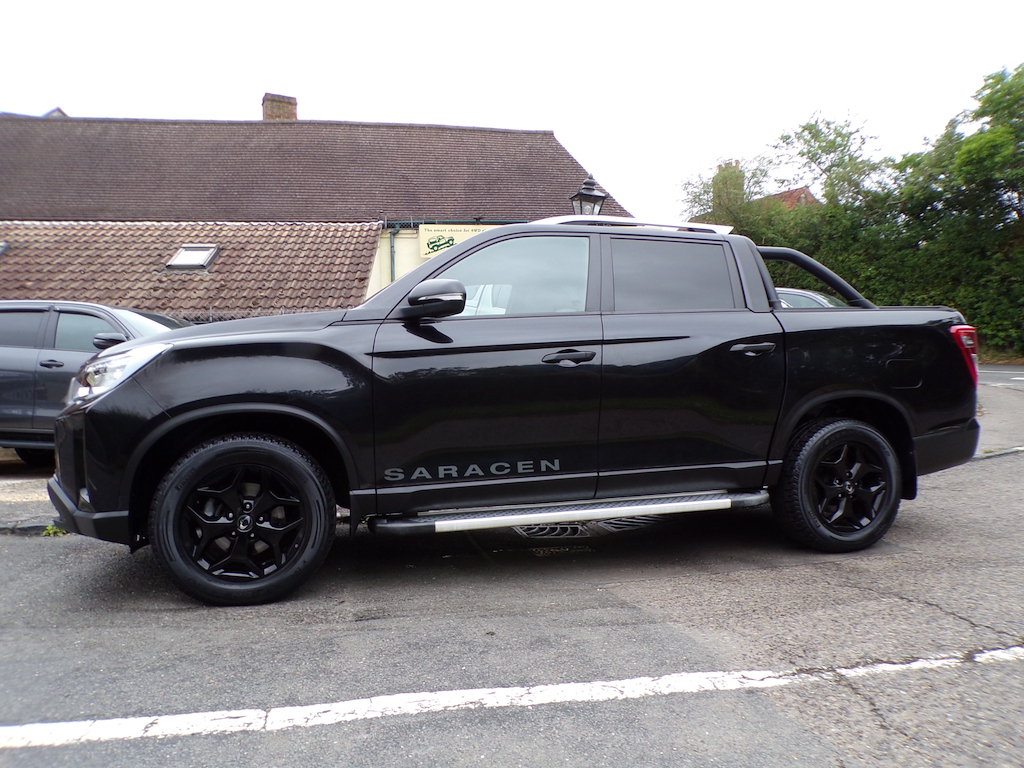 SsangYong Musso 2.2D Saracen Pickup Double Cab O Black #2