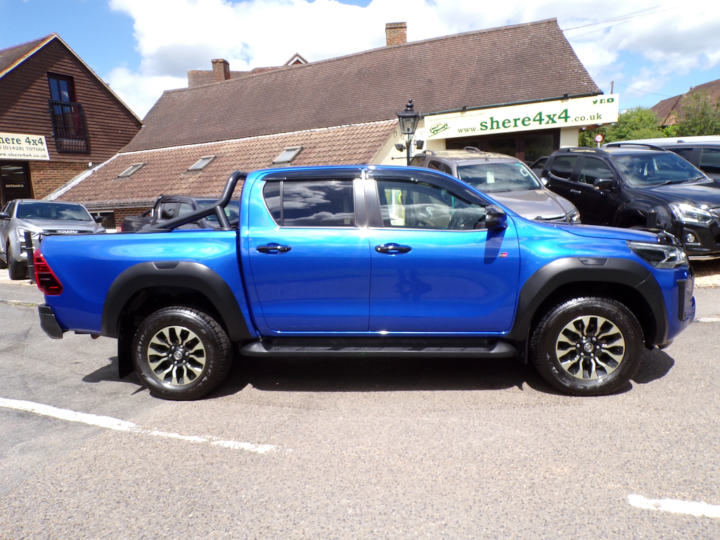 Toyota HILUX 2.8 D-4d Gr Sport Pickup Double Cab Aut Blue #5