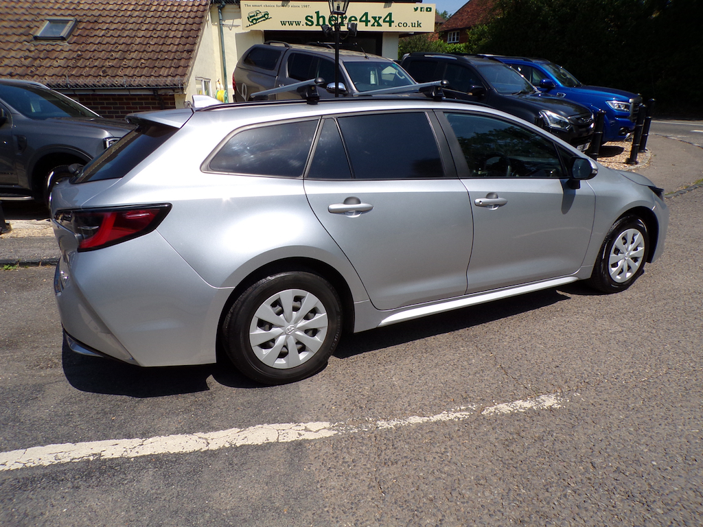 Toyota Corolla Corolla 1.8 Vvt-h Car Derived Van Hybri VA22MPU Silver #3