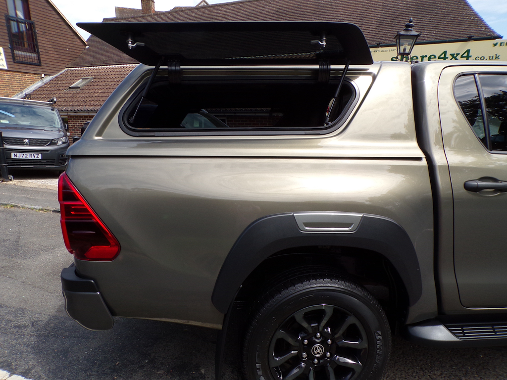 Toyota HILUX 2.8 D-4d Invincible X Pickup Double Cab BK24HUO Brown #5