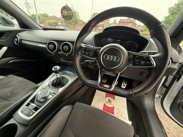 Audi TT 1.8T Fsi Sport 6Spd 180Ps Silver #9
