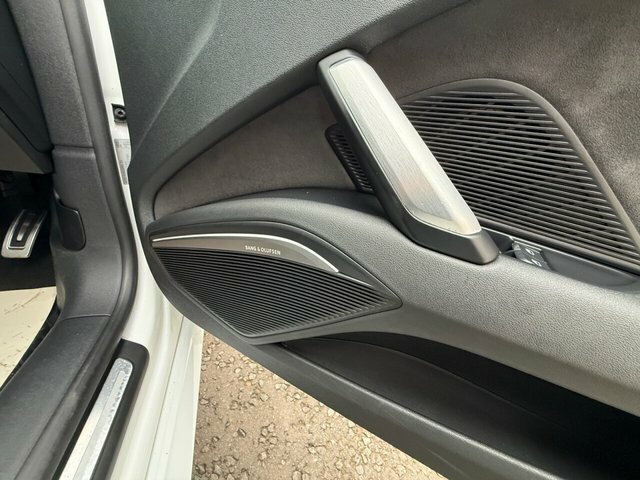 Audi TT 1.8T Fsi Sport 6Spd 180Ps Silver #8