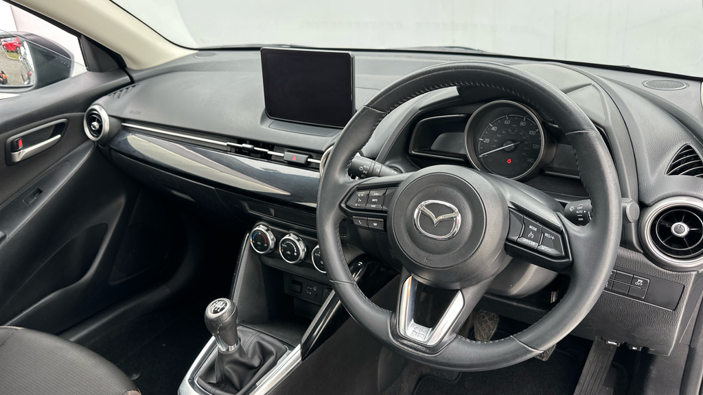 Mazda 2 1.5 Skyactiv-g Se-l Hatchback Eu WA23LWE Grey #2