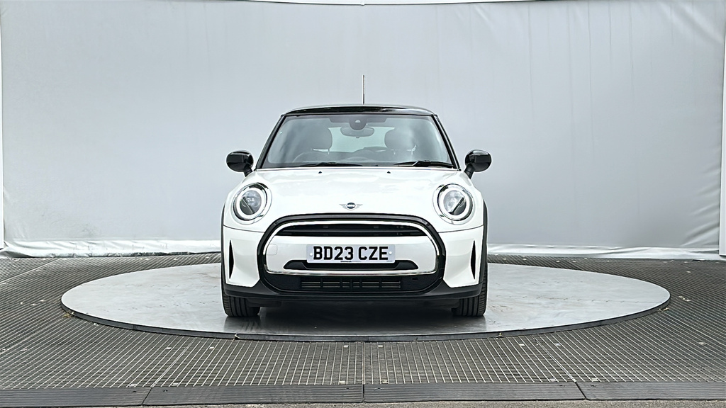 Mini Hatch 1.5 Cooper Exclusive Hatchback Steptron BD23CZE White #3