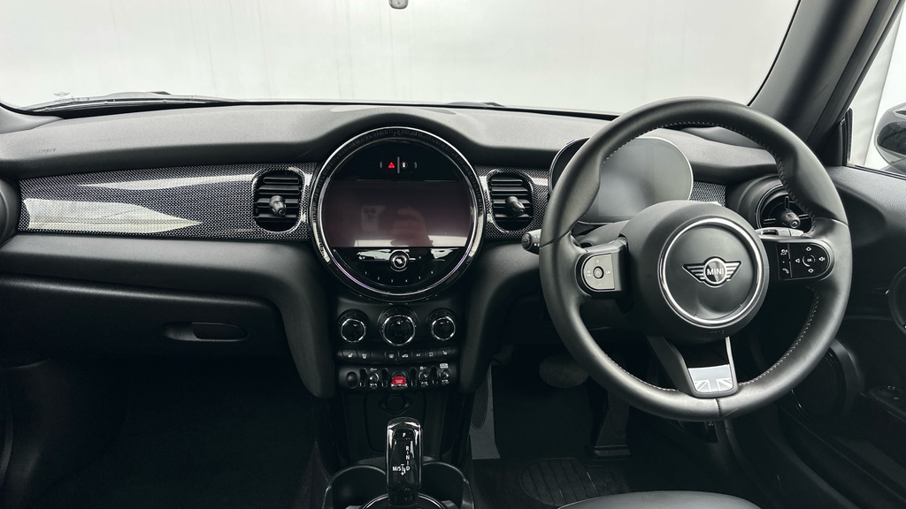 Mini Hatch 1.5 Cooper Exclusive Hatchback Steptron BD23CZE White #4