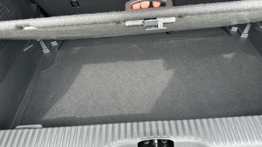 Citroen C3 Aircross Puretech Shine Plus Ss Eat6 Red #43