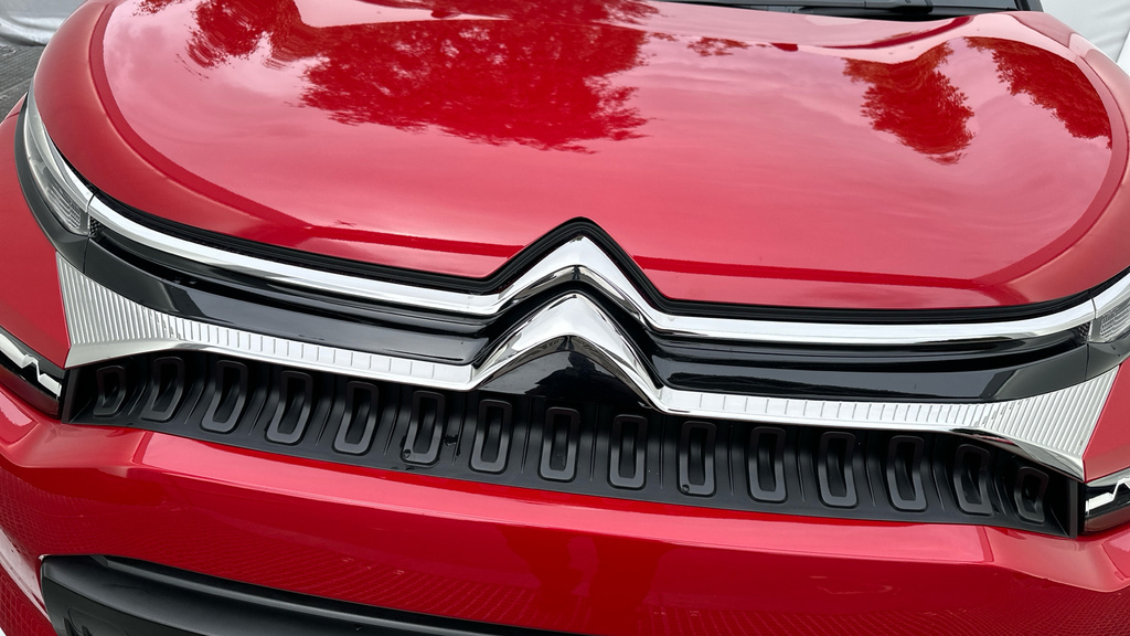 Citroen C3 Aircross Puretech Shine Plus Ss Eat6 Red #64