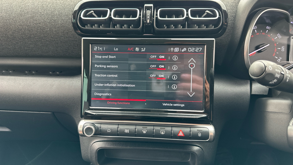 Citroen C3 Aircross Puretech Shine Plus Ss Eat6 Red #82