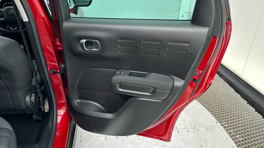 Citroen C3 Aircross Puretech Shine Plus Ss Eat6 Red #24