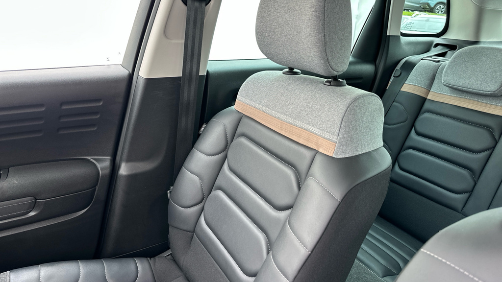 Citroen C3 Aircross Puretech Shine Plus Ss Eat6 Red #30