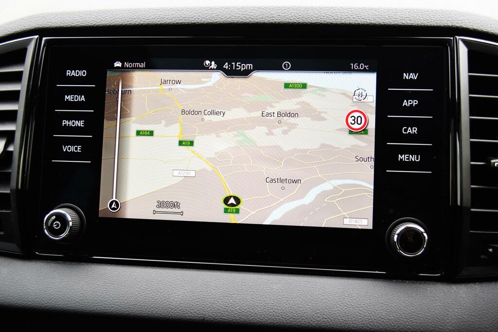 Skoda Karoq 1.5 Tsi Act Sportline Suv Dsg Euro 6 S Grey #4