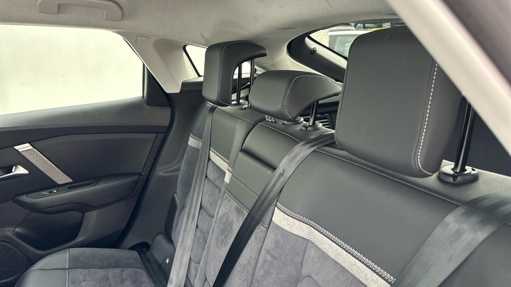 Citroen C4 Puretech Max Ss White #14