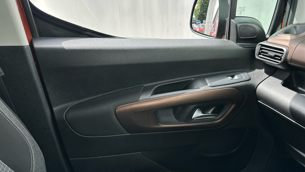 Peugeot Rifter Bluehdi Active  #95