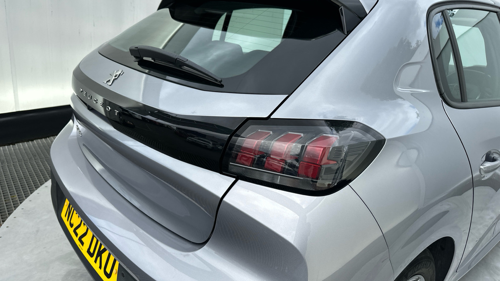 Peugeot 208 1.2 Puretech Active Grey #48
