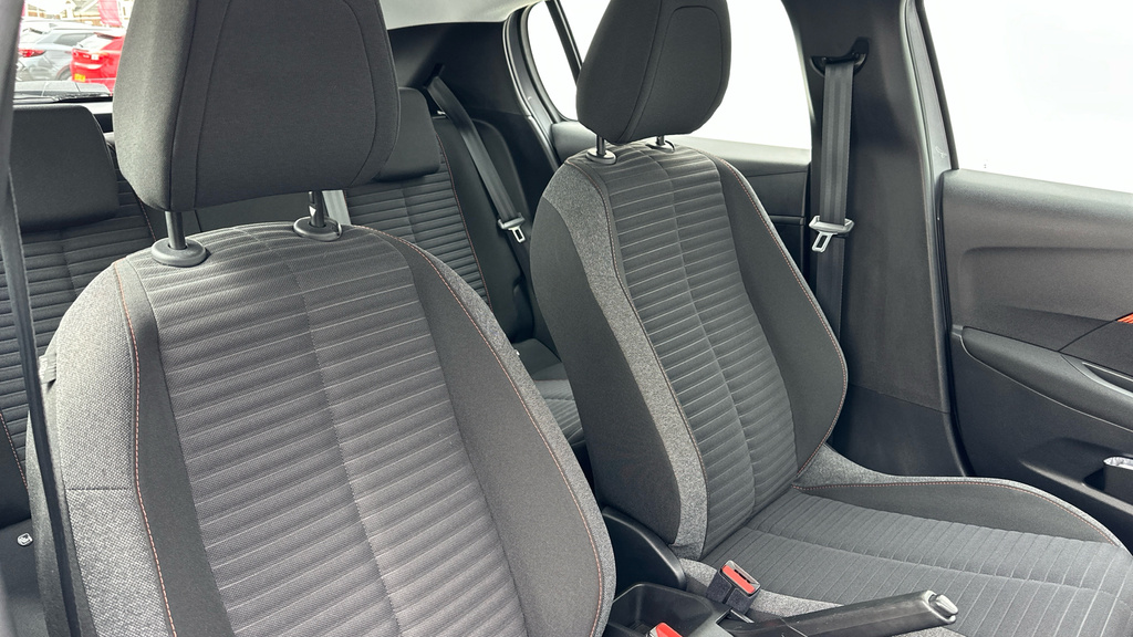 Peugeot 208 1.2 Puretech Active Grey #21