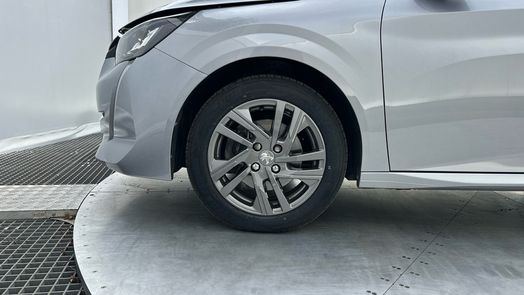 Peugeot 208 1.2 Puretech Active Grey #17