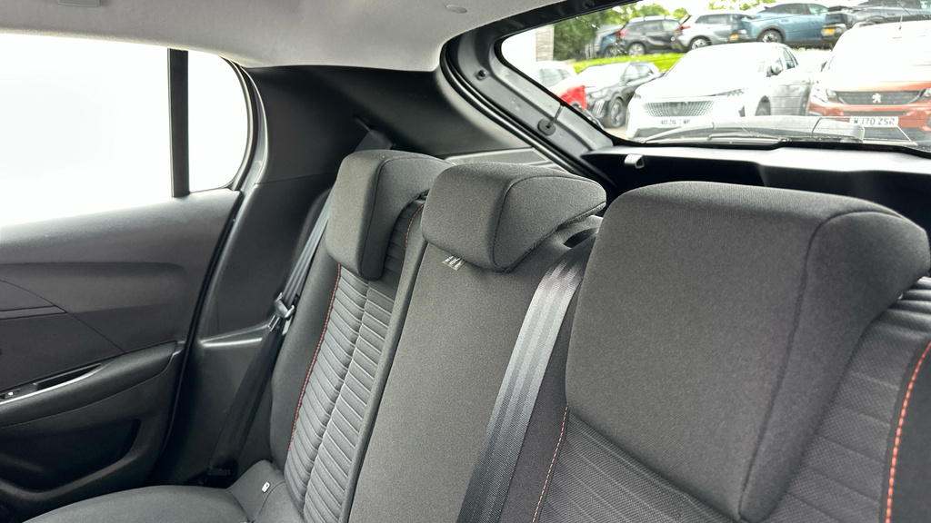 Peugeot 208 1.2 Puretech Active Grey #14
